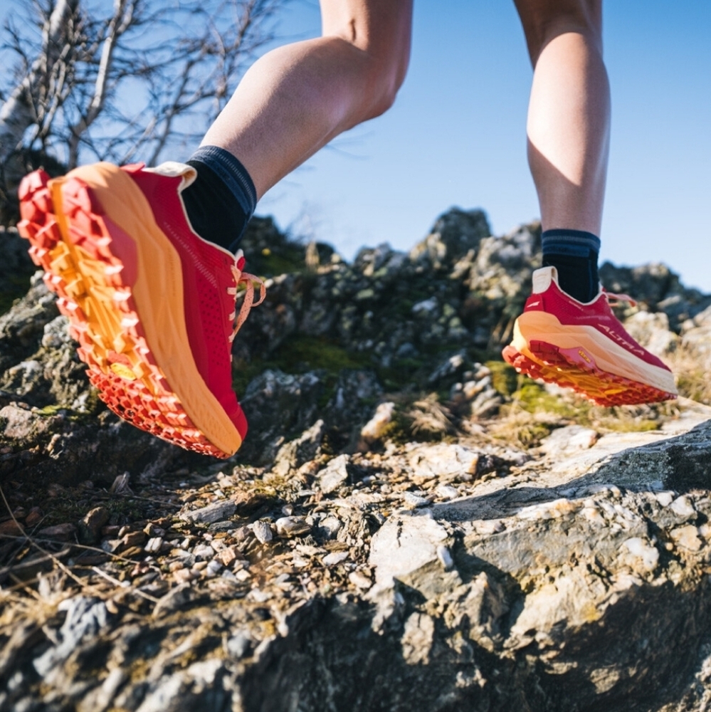 ALTRA Trail Olympus 6 Running Sneaker Ultra-Marathon Womens Wide Toe Box Red 7